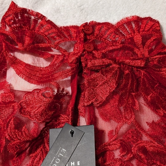 Eloquii Lace Mock Neck Blouse - Picture 3 of 12